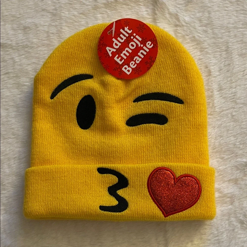 Yellow Emoji Beanie for Kids/Adults SZ OS - Picture 1 of 3
